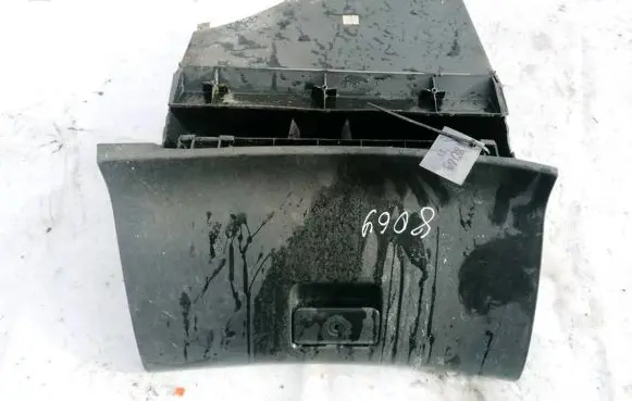 Peugeot 307 Glove box