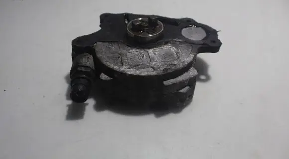 Volkswagen Caddy Vacuum pump