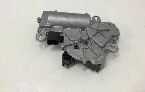 Volkswagen Touareg III Tailgate/trunk/boot lift motor 760827887