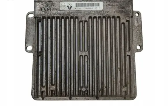 Renault Twingo I Engine control unit/module 7700104483