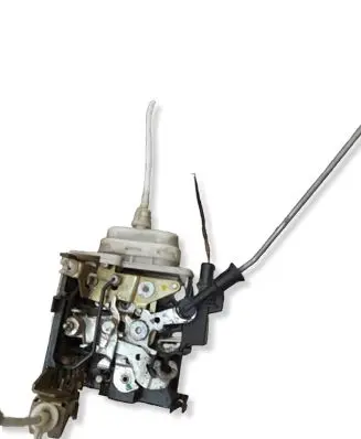 Audi A4 S4 B5 8D Front door lock 8D1837015F