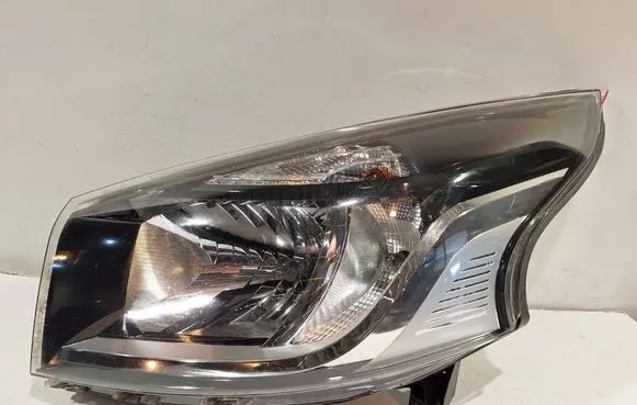 Opel Vivaro Headlight/headlamp 260607934R