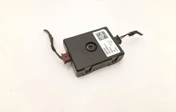BMW X3 G01 Aerial antenna amplifier 9389559