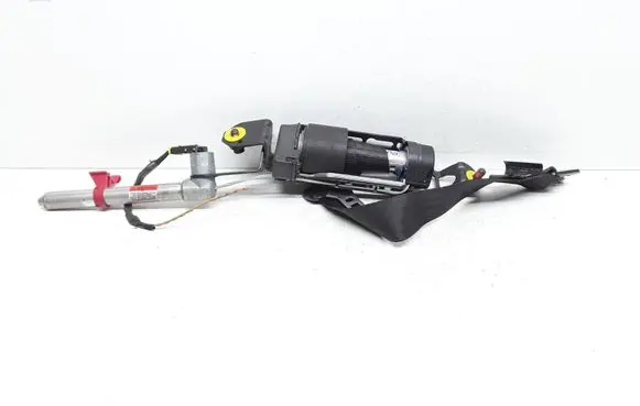 Volvo XC70 Front seatbelt 30734732