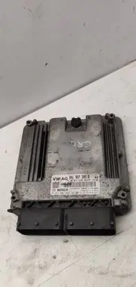 Volkswagen PASSAT B8 Engine control unit/module 04L907309R 1039S84578