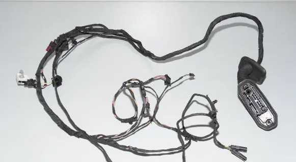 BMW M6 Front door wiring loom 61129282077 9282077