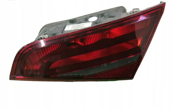 Audi A3 S3 8V Tailgate rear/tail lights 8V4945094 13C1885U
