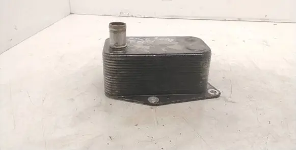 Engine oil radiator