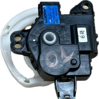 Hyundai Genesis Coolant heater control valve D266GGDAA01