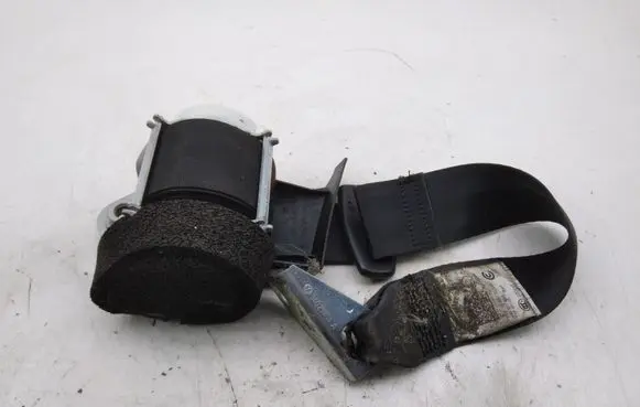 Volkswagen Tiguan Rear seatbelt 5N0857806