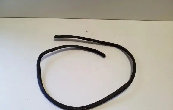 Volkswagen Eos Engine compartment rubber 1K0819142