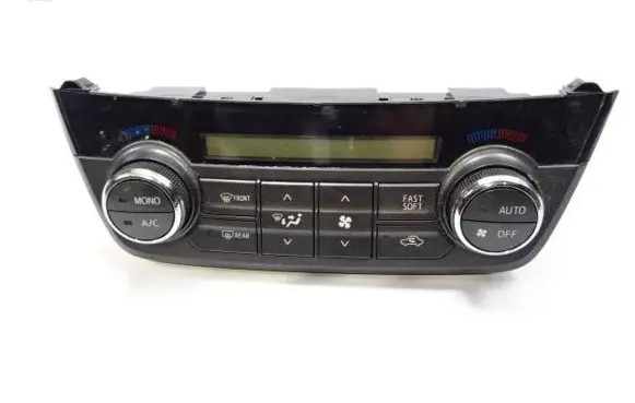 Toyota RAV 4 (XA40) Climate control unit