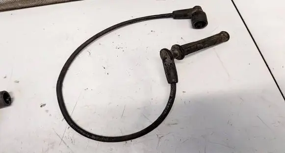 Opel Corsa B Ignition plug leads
