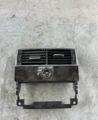 Audi A8 S8 D3 4E Rear air vent grill 4E0863321C 4E0863321 4E0819203