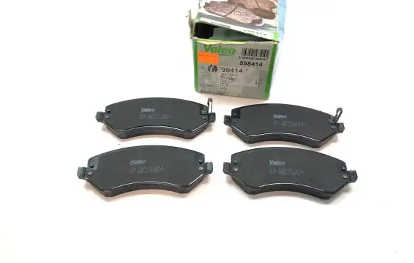 Jeep Cherokee III KJ Brake pads (front) 05069201AA 5069201AA 5066427AA