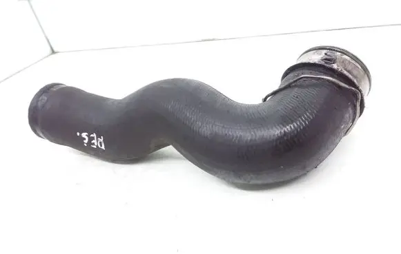 Mercedes-Benz R W251 Intercooler hose/pipe A2515280382
