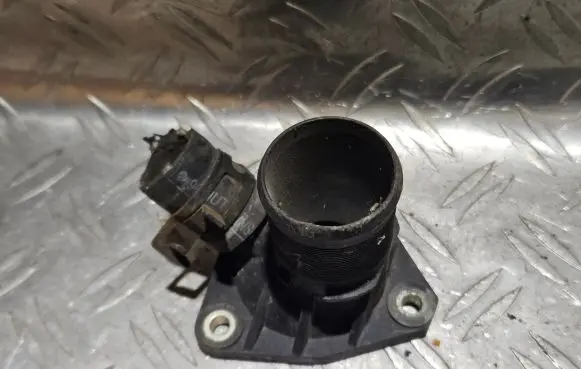 Peugeot 206 Engine coolant pipe/hose 9609493180