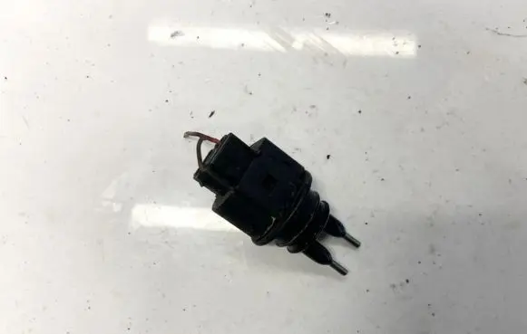 Volkswagen PASSAT B5 Sensor 7M0973202