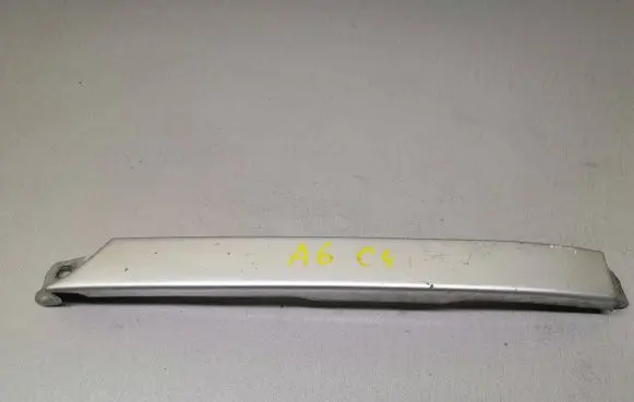 Under headlight/headlamp trim