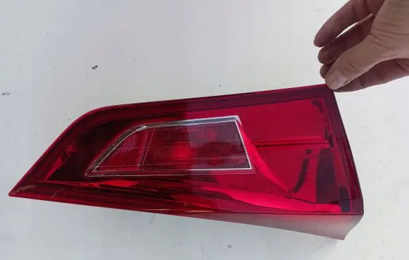 Toyota Auris E180 Rear/tail lights set 
