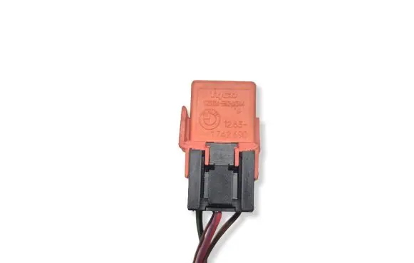 BMW 5 E60 E61 Other relay 1742690