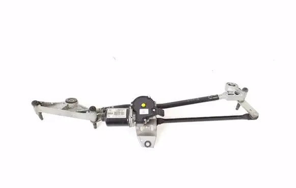Infiniti Q30 Front wiper linkage and motor A1769061900