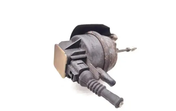 Audi A4 S4 B7 8E 8H Turbo system vacuum part ENGINEBRD