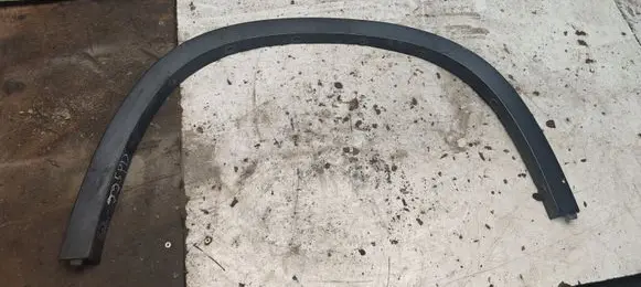 BMW X1 E84 Front arch trim