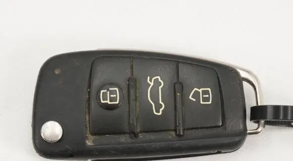 Audi A3 S3 8P Ignition key/card 8P0837220D