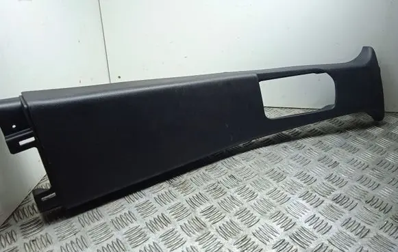 Jeep Grand Cherokee (B) pillar trim (top) I01525080BLR