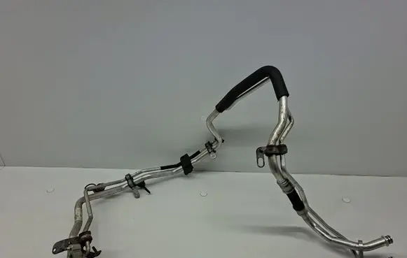 Air conditioning (A/C) pipe/hose