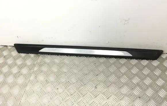 BMW 2 F22 F23 Front sill trim cover 7397417