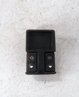 BMW 5 E34 Electric window control switch 1374491