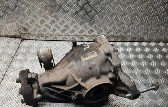 Mercedes-Benz E A207 Rear differential A2043510508