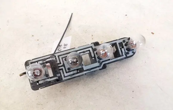 Mercedes-Benz A W168 Tail light bulb cover holder ulo3310