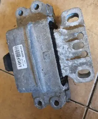 Volkswagen Golf VI Engine mount bracket 1K0199555 3318205