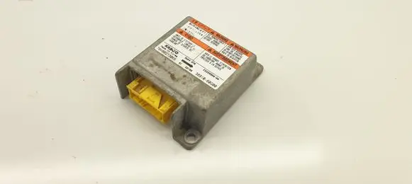 Suzuki Baleno EG Airbag control unit/module 3891060G00