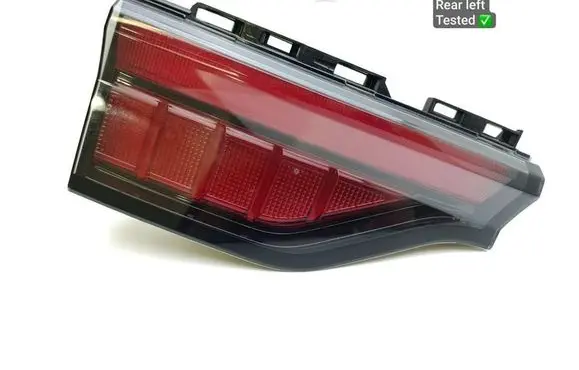 Jeep Grand Wagoneer Tailgate rear/tail lights 68342263AA