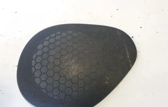 Side speaker trim/cover