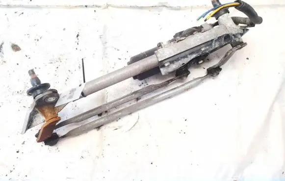 Honda FR-V Front wiper linkage and motor