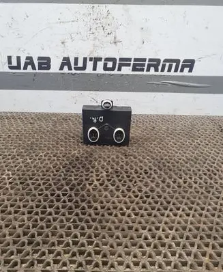 Volkswagen Tiguan Door control unit/module 5Q0959593E 5Q0959593B P10125480