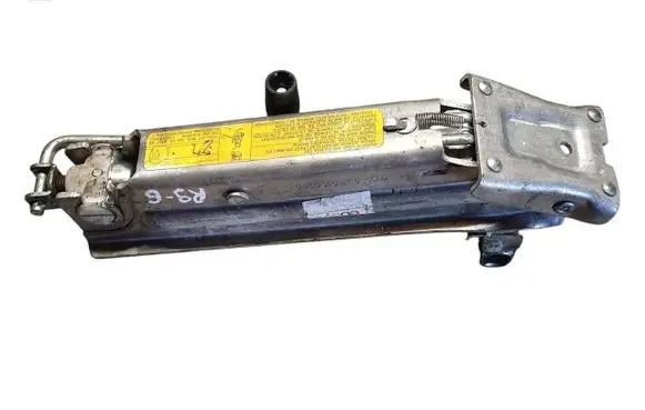 Audi A6 S6 C5 4B Lift Jack 4B3011031B