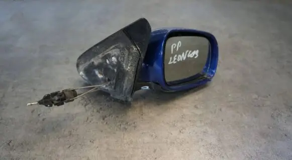 Seat Leon (1M) Manual wing mirror 