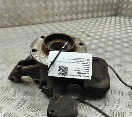 Mercedes-Benz Sprinter W907 W910 Front wheel hub A9073300000