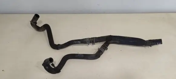 Audi A8 S8 D4 4H Engine coolant pipe/hose 4H0121060G 4H0121062B 4H0121057L