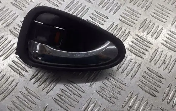 Toyota Avensis T270 Rear door interior handle trim 69206-05051