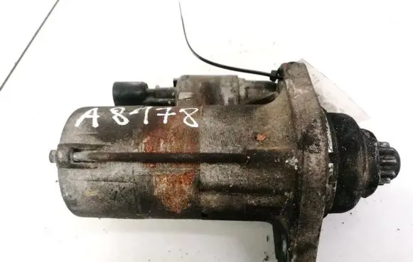 Skoda Octavia Mk2 (1Z) Starter motor 02Z911023H