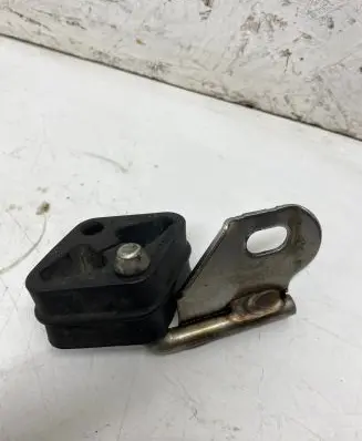 BMW 3 E90 E91 Muffler mount bracket/holder 7534092
