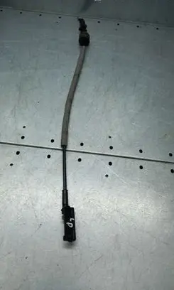 Volvo V70 Hand brake release cable 30699360