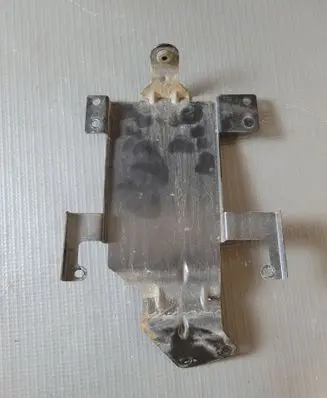 Volkswagen Touareg II Engine control unit holder 7P0907645A
